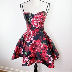 B Darlin Floral‎ Strapless Fit/Flare Minidress Sz 3/4
